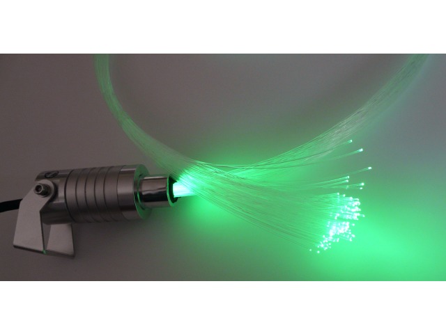 LED Projector and Fibres displaying green